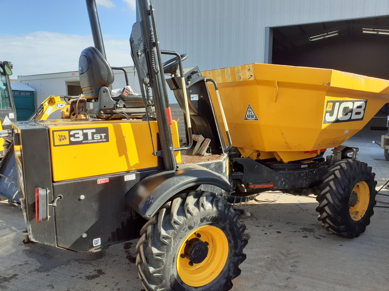 3 Tonne swivel dumper hire in East Lothian, click here and book a 3-t dumper online from Hireline plant hire