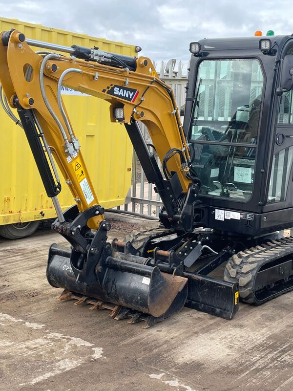 Mini cabbed excavator hire in East Lothian by Hireline, click and hire an excavator online in the East Lothian area