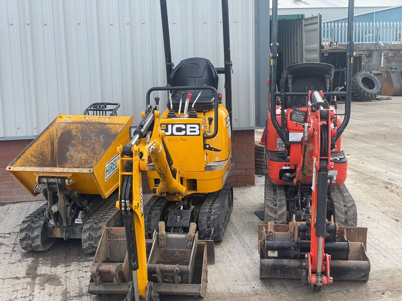 Mini digger and excavator hire in East Lothian by Hireline, click and hire an excavator online in the East Lothian area